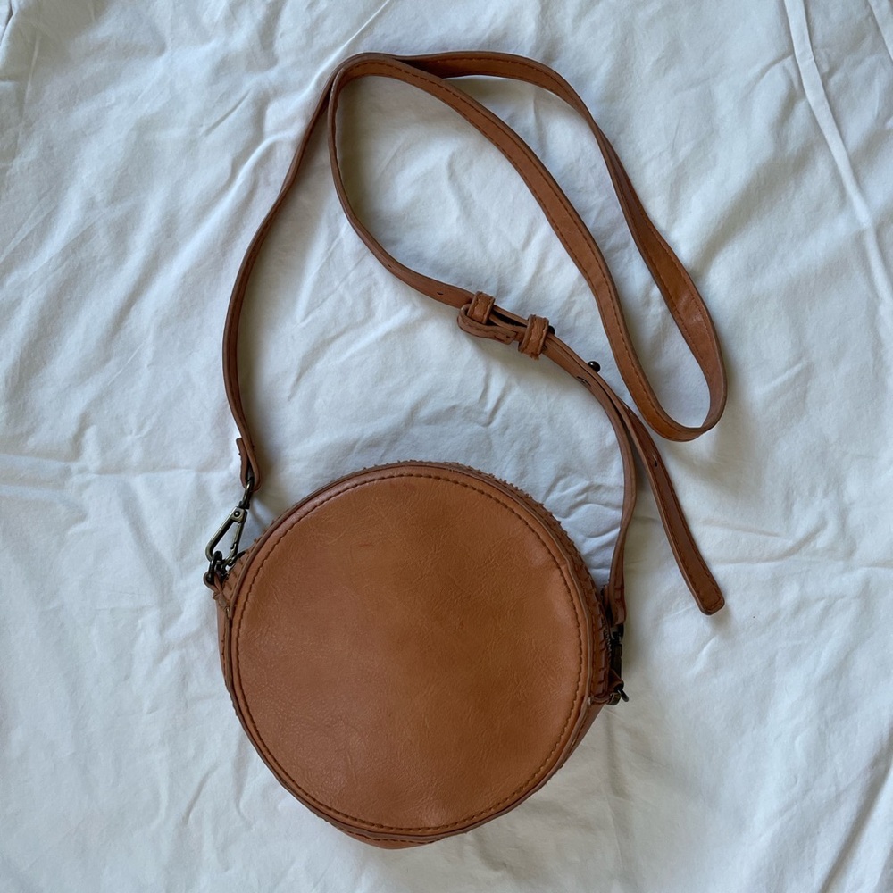 Basic Crossbody Bag